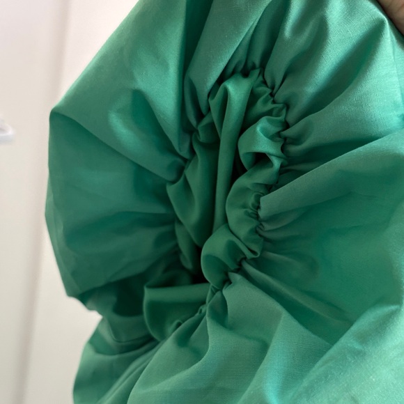 Stunning NWOT entro Green Puff-Sleeve Square Neck Dress - Picture 10 of 10